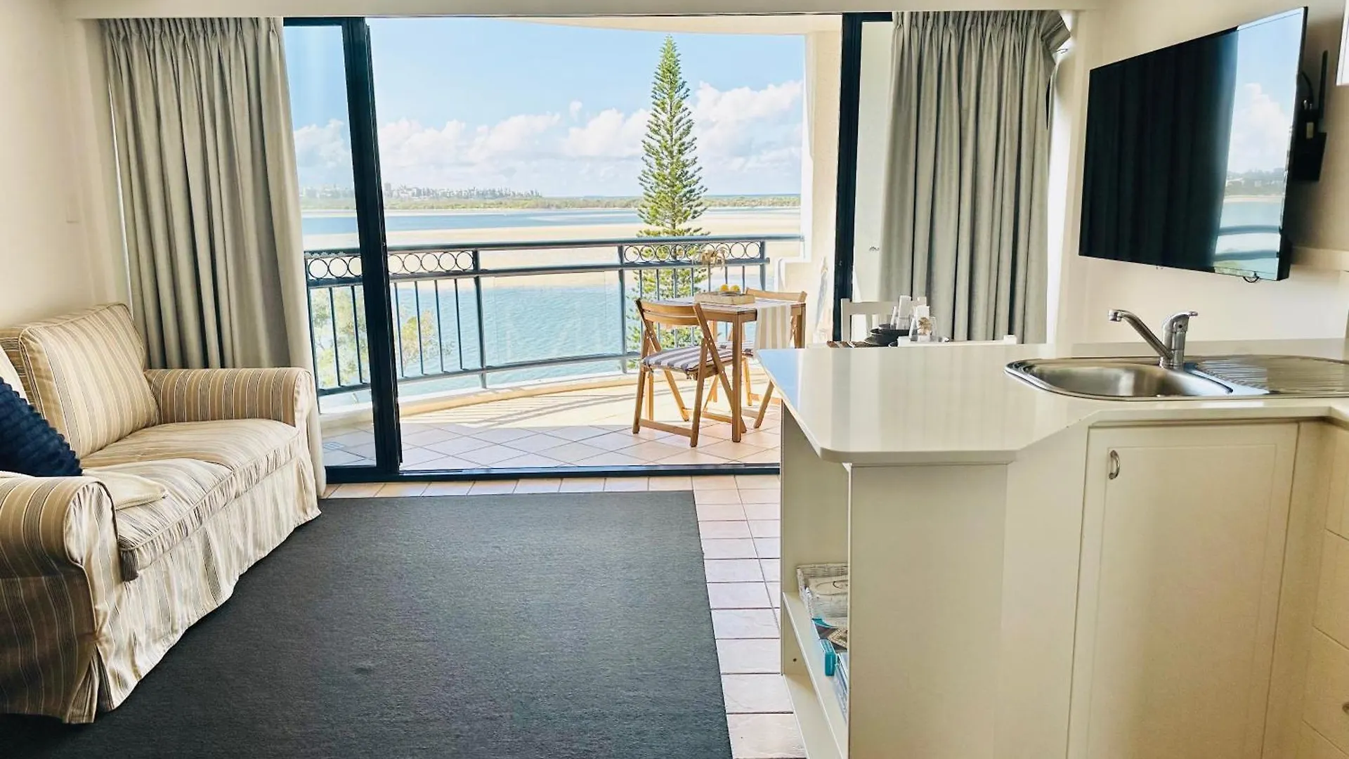 Golden Beach Unit614 아파트